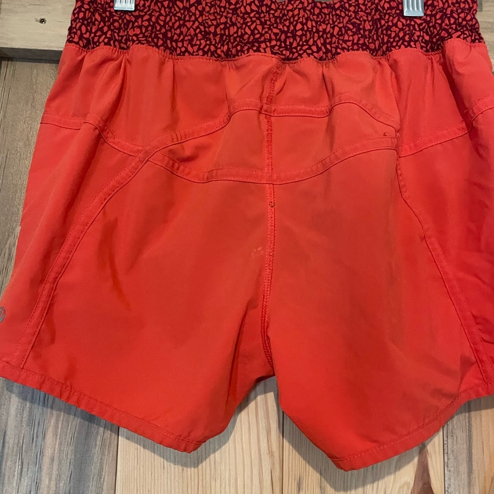 Red Lululemon shorts Size 6